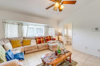 Port Charlotte Home about 3 Mi to Beach and Harbor! - Yonkers - 7