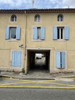 Le B3, parking privé - 2