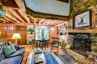 Peaceful Burnsville Cabin By South Toe River! - 8