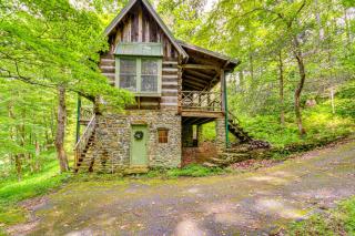 Peaceful Burnsville Cabin By South Toe River! - Busick - 0