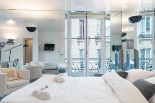 Studio at Jardin du Luxembourg - Paris - 2