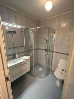 Sentralt hus med egen parkering - 6