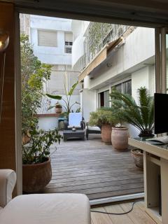 Un appartement calme avec jardin - 5
