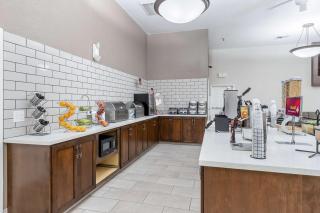 Best Western Plus Executive Inn & Suites - Manteca - 8