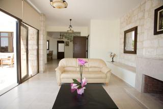 Villa Emilia-Pafia - 5