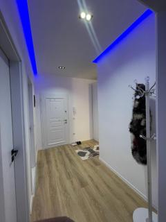 Guest House White Crown - Kamëz - 3
