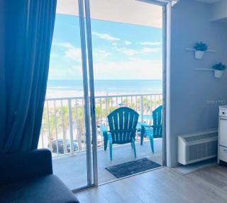 Oceanfront Oasis - Daytona Beach - 2