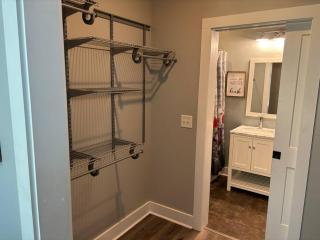 Gated Hideaway in Greenville - Greenville - 7