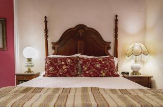 Weaverville Hotel - 2