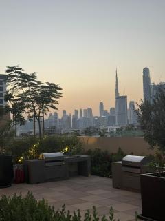 SkyView Studio Apartment - 2