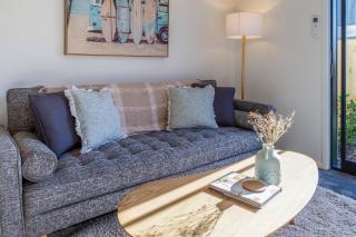 Elegant Living by Middleton Park, Fully Equipped - Christchurch - 7