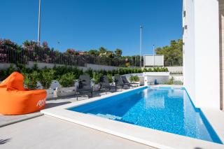 Family friendly house with a swimming pool Bibinje, Zadar - 23364 - Bibinje - 2
