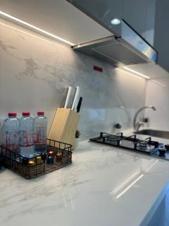 SkyView Studio Apartment - 7