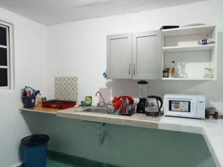 Cozy House with Pool and AC Casa Armando - 4