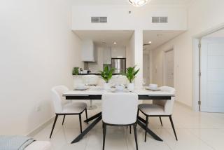 Vibrant 1BR at Damac Heights - Dubai - 8