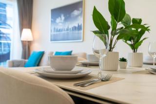 Vibrant 1BR at Damac Heights - Dubai - 6