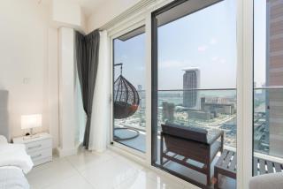 Vibrant 1BR at Damac Heights - Dubai - 1