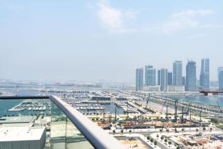 Vibrant 1BR at Damac Heights - Dubai - 3