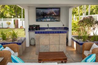 The Heart Villa, Exquisite Pool to Relax & Unwind - Golden Grove - 4
