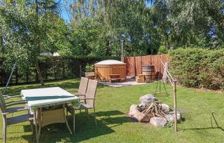 Gorgeous Home In Zalewo With Jacuzzi - Boreczno - 5