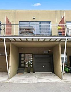 Ascot Vale - Lovely 2 bedroom townhouse close to everything! - 4