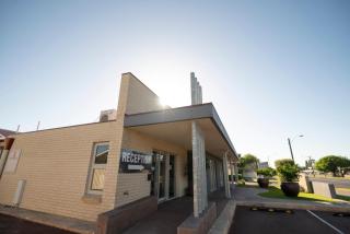 Bunbury Motel and Apartments - Bunbury - 3