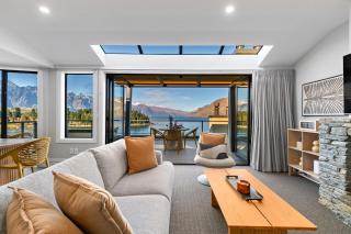 Beacon Penthouse 1006 - 4 Bed - Queenstown - 0