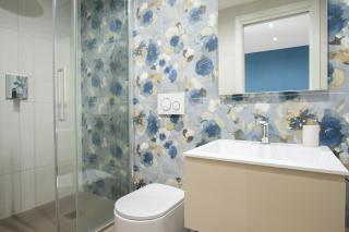 Rhoome Holiday 1 - 3