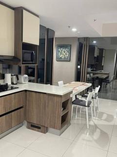 Spacious 3 BR Apt MTown Signature Gading Serpong - - 9