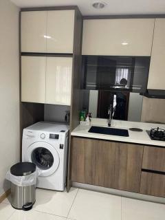 Spacious 3 BR Apt MTown Signature Gading Serpong - - 8