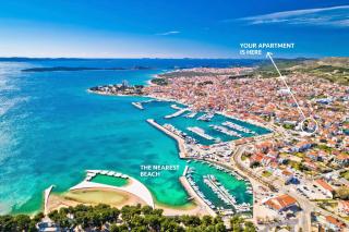 Cosy Apartment with Terrace for 2 Guests and Pets in the Center of Vodice - 4