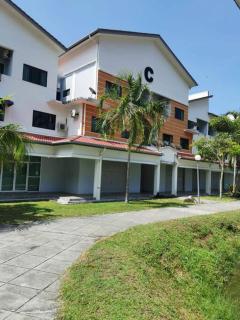 C 23 Lot 10 Pangkor Leisure Beach Studio - Kampong Sungai Udang - 2