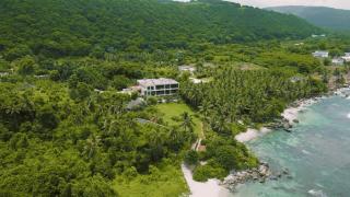 Villa Tesoros del Mar - Luxury Beachfront Villa with Natural Pool, Jacuzzi, Mountain Views, Yoga, BBQ, Wi-Fi, Pet & Family Friendly, Barahona Adventures - El Arroyo - 8
