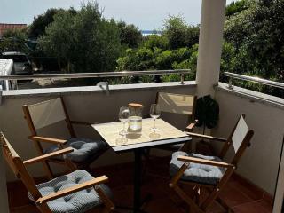 Spacious Apartment in Mandre with Terrace - Mandre - 4