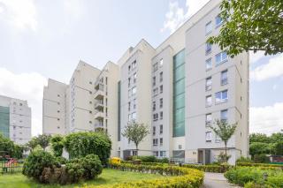 Wyjątkowy Apartament z 3 sypialniami i Balkonem by Noclegi Renters - Varsovie - 4