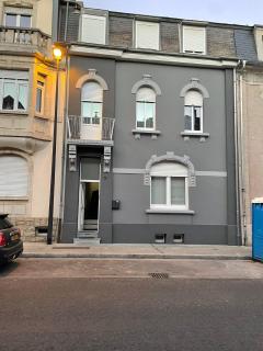 EXECUTIVE SINGLE ROOM WITH EN-SUITE in GUEST HOUSE CITY CENTRE - Lussemburgo - 4