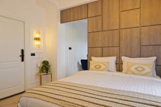Royal - Luxury Apartment B - Old City - Victoriei - Bucharest - 4