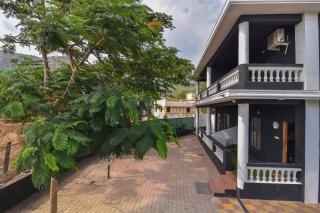 Black Stone Villa - Kārli - 6
