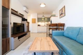 Apartmani Mira - Stomorska - 1