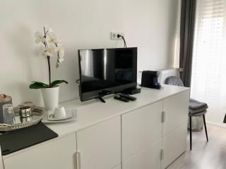 BRIGHT SINGLE ROOM IN GUEST House - Luxembourg - 1