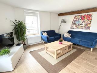 Grand appartement lumineux tout équipé - 0