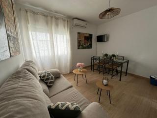 Panther Home Magdalena - Sevilha - 0