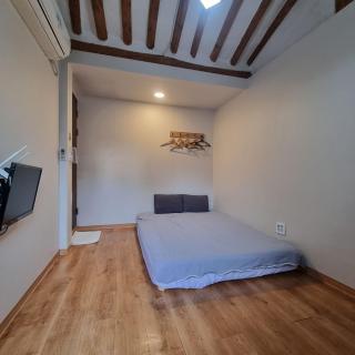 Bibimbap Hanok Guesthouse Gyeongbokgung - 4