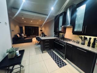 All Suite on 14th - 6