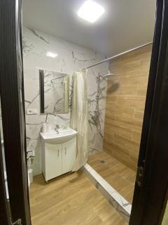 Didi digomi Hotel type - Tbilisi - 9