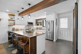 Modern Warm Condo with Views of Mont Tremblant - 3