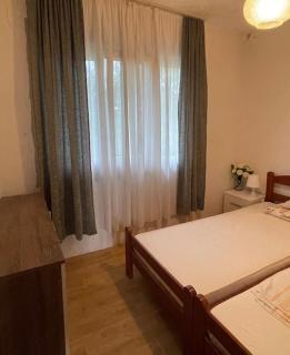 Idylle in der Natur mit Burgblick - 9