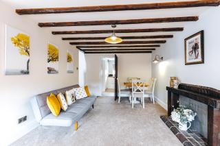 High Grosvenor House with Rose and Heath Cottages - Bridgnorth - 1