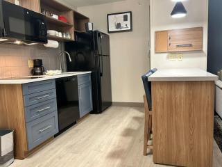 Candlewood Suites Fayetteville by IHG - Fayetteville - 4