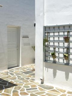 Aelia Rooms & Apartments - Ios Chora - 7